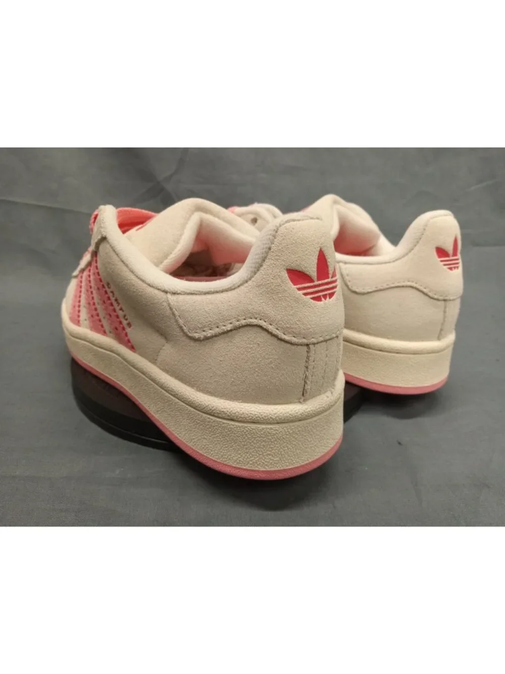 Adidas Campus 00s J Sneakers Suede Valentines Day Pink Girls Size 4 NEW NO BOX! - Picture 6 of 10